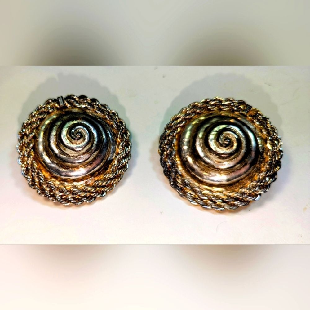 Wendy Gell Fashion Earrings Silver Spirals With Chain Made For A Fashion Shoot.